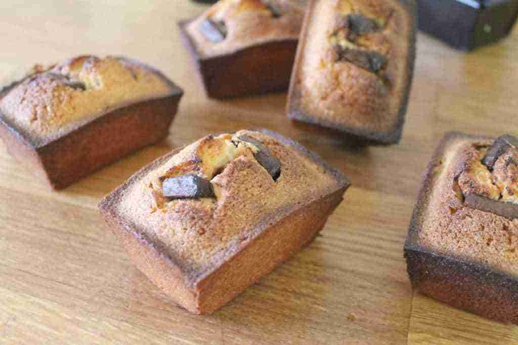 Financiers filled with chocolate and hazelnut